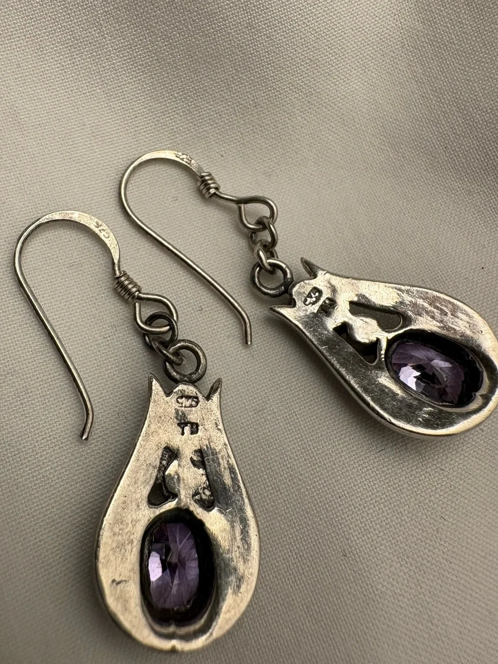 Vintage 925 Sterling Silver Purple CZ Marcasite Style Teardrop Dangle Earrings